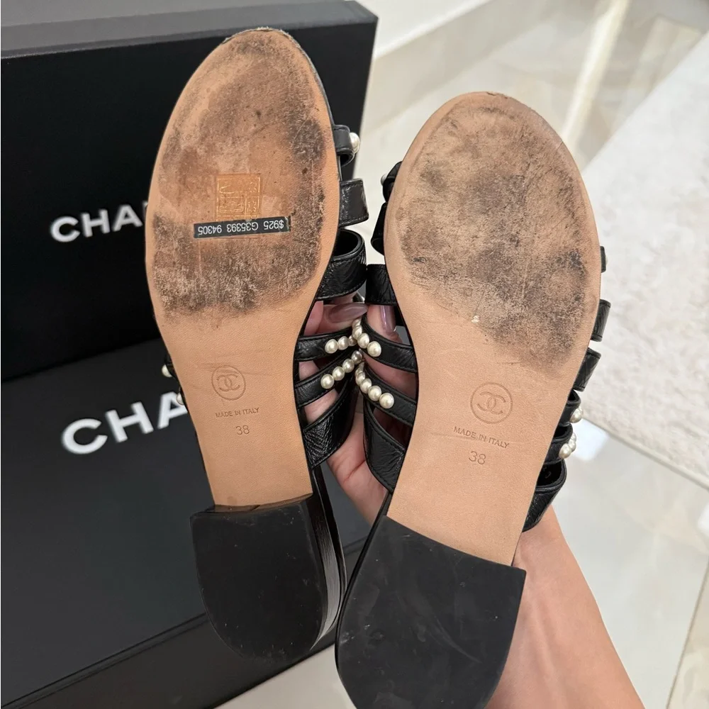 Chanel Black Sandals with Pearl Accents - Picture 3 of 4